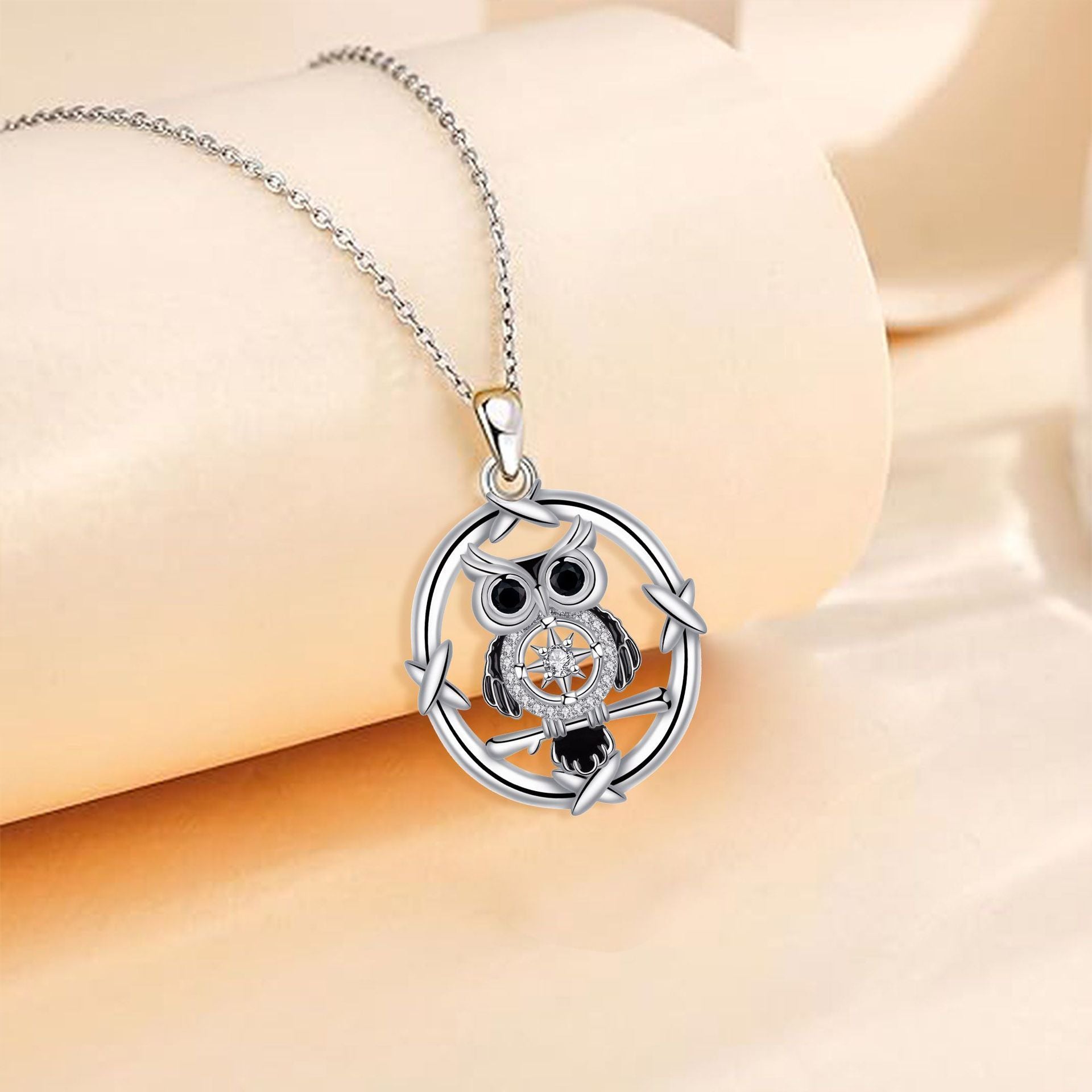 Owl Necklace For Women Light Luxury Minority High-grade European And American Style