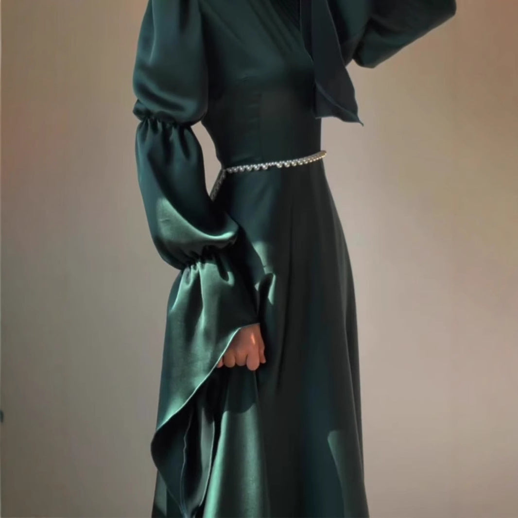 Long Sleeve Round Neck Pearl Dress
